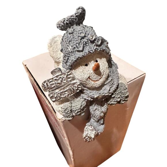 Snowman Polystone Stocking Holder - Picture 1 of 4